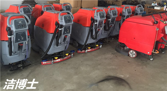 電動洗地機(jī) 電動洗地機(jī)